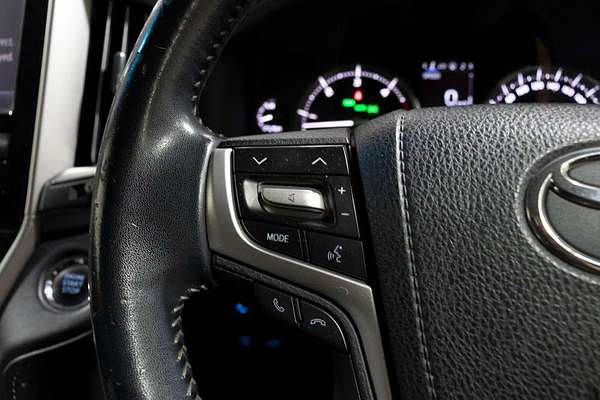 2016 Toyota Landcruiser Sahara VDJ200R