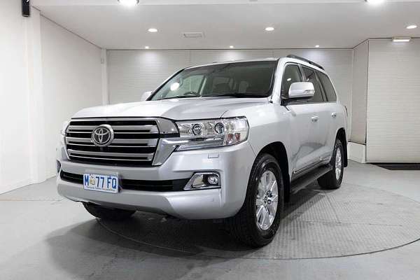 2016 Toyota Landcruiser Sahara VDJ200R