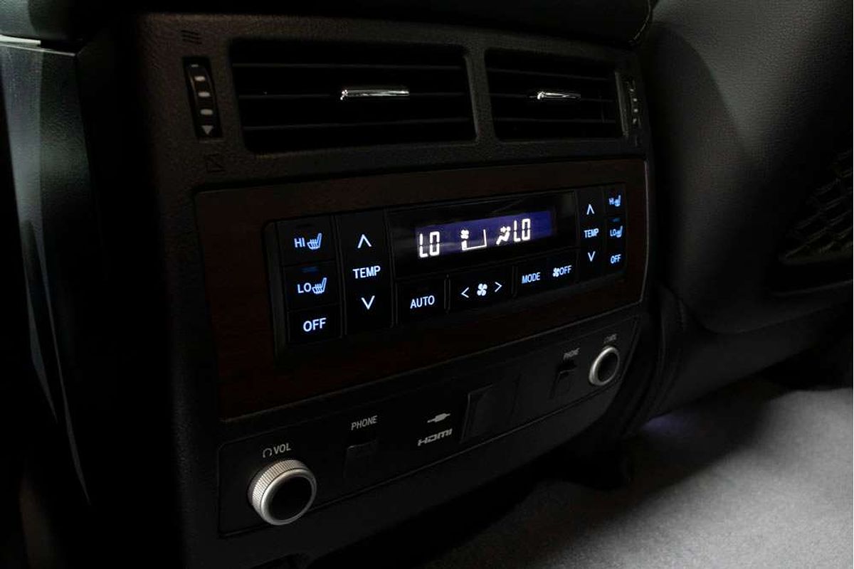 2016 Toyota Landcruiser Sahara VDJ200R