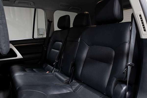 2016 Toyota Landcruiser Sahara VDJ200R