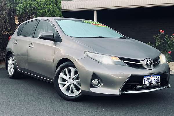 2014 Toyota Corolla Ascent Sport ZRE182R