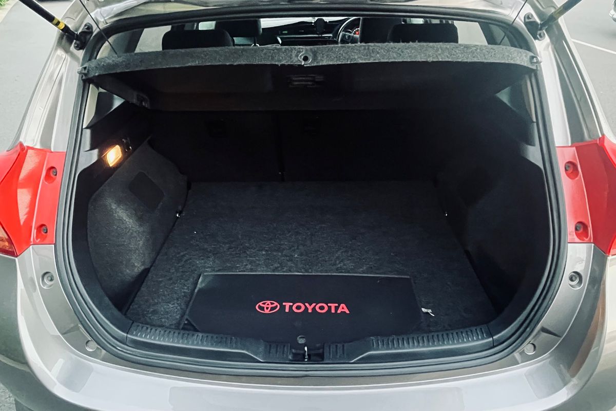 2014 Toyota Corolla Ascent Sport ZRE182R