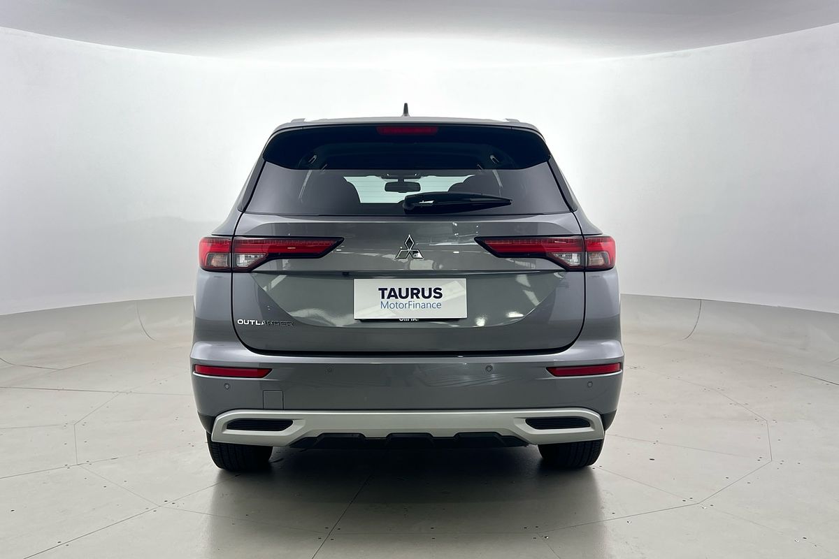 2022 Mitsubishi Outlander LS ZM