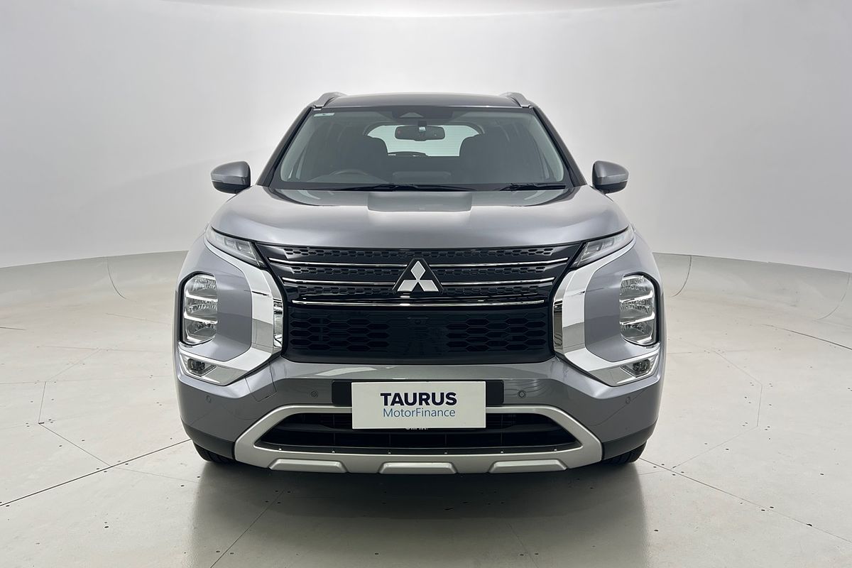 2022 Mitsubishi Outlander LS ZM