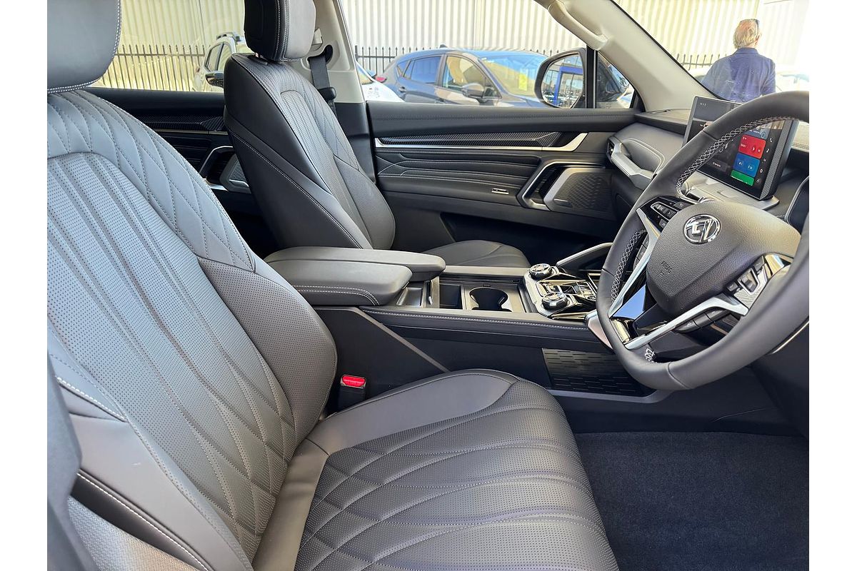 2025 LDV D90 Executive SV9A
