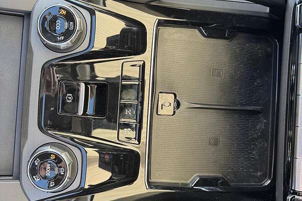 2025 LDV D90 Executive SV9A