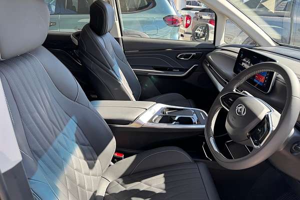 2024 LDV MIFA Executive