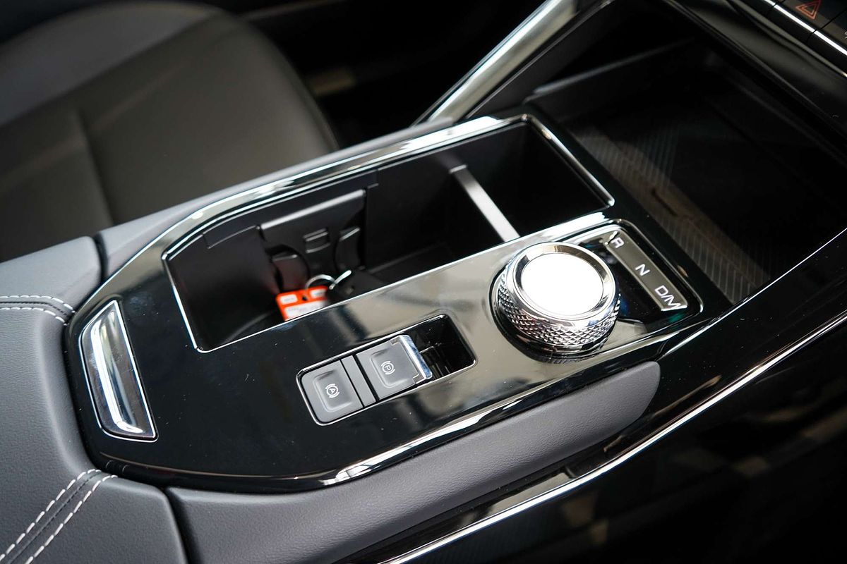2025 GWM Haval H6 Lux B01