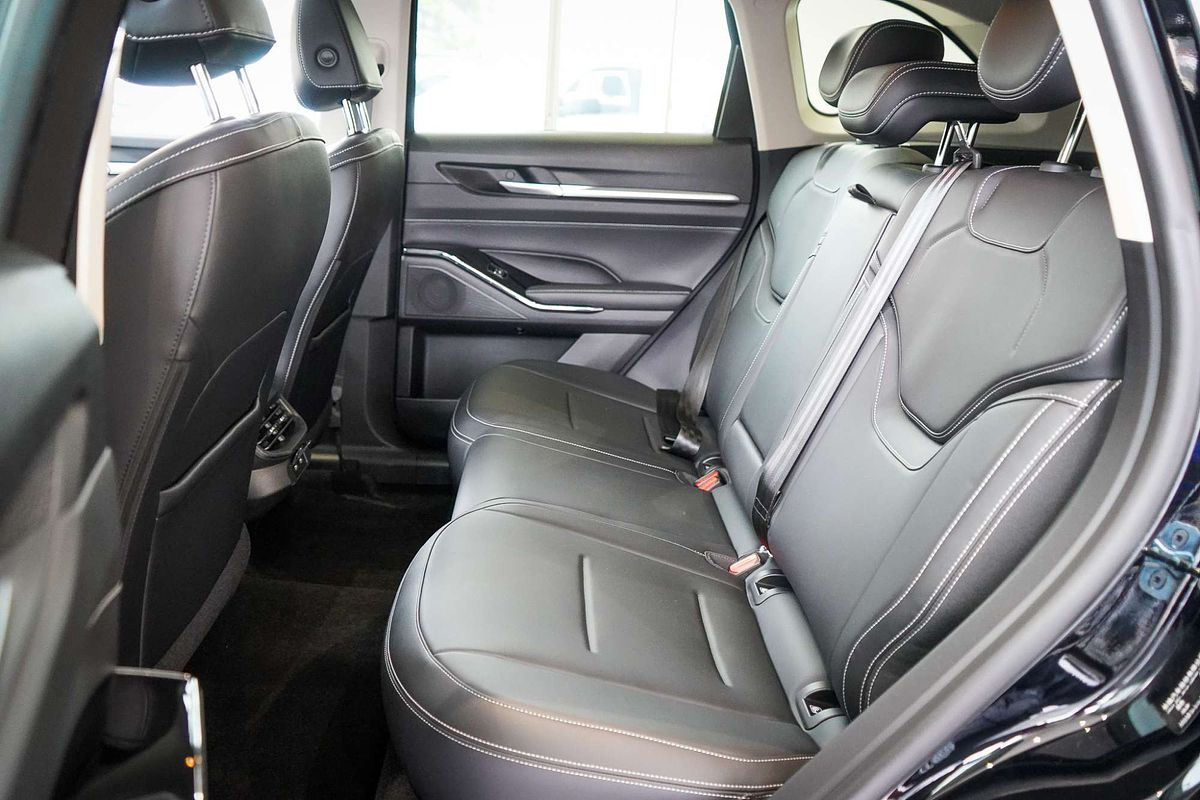 2025 GWM Haval H6 Lux B01