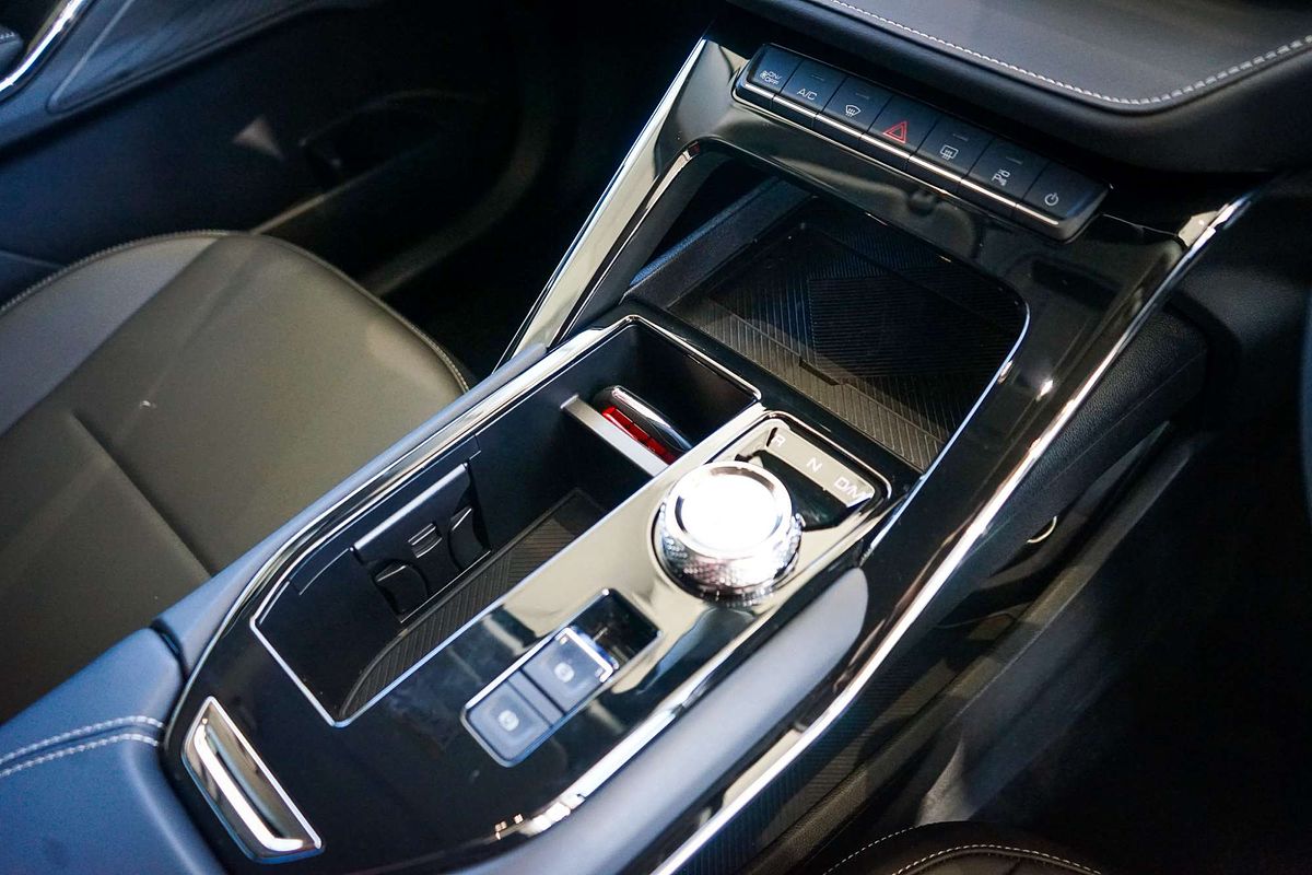 2025 GWM Haval H6 Lux B01