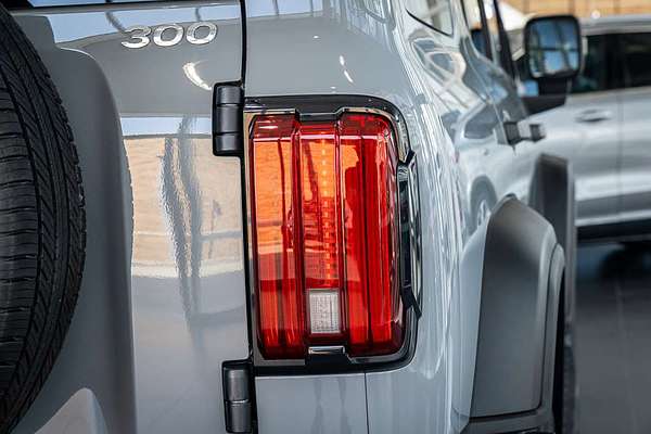 2025 GWM Tank 300 Ultra Hybrid P01