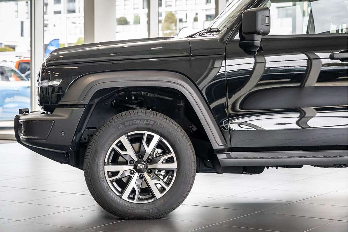 2025 GWM Tank 300 Ultra Hybrid P01