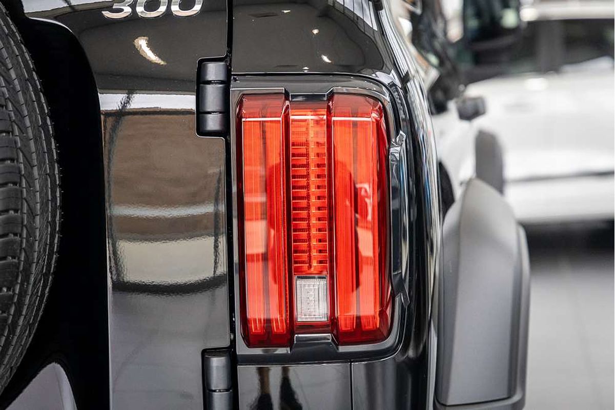 2025 GWM Tank 300 Ultra Hybrid P01