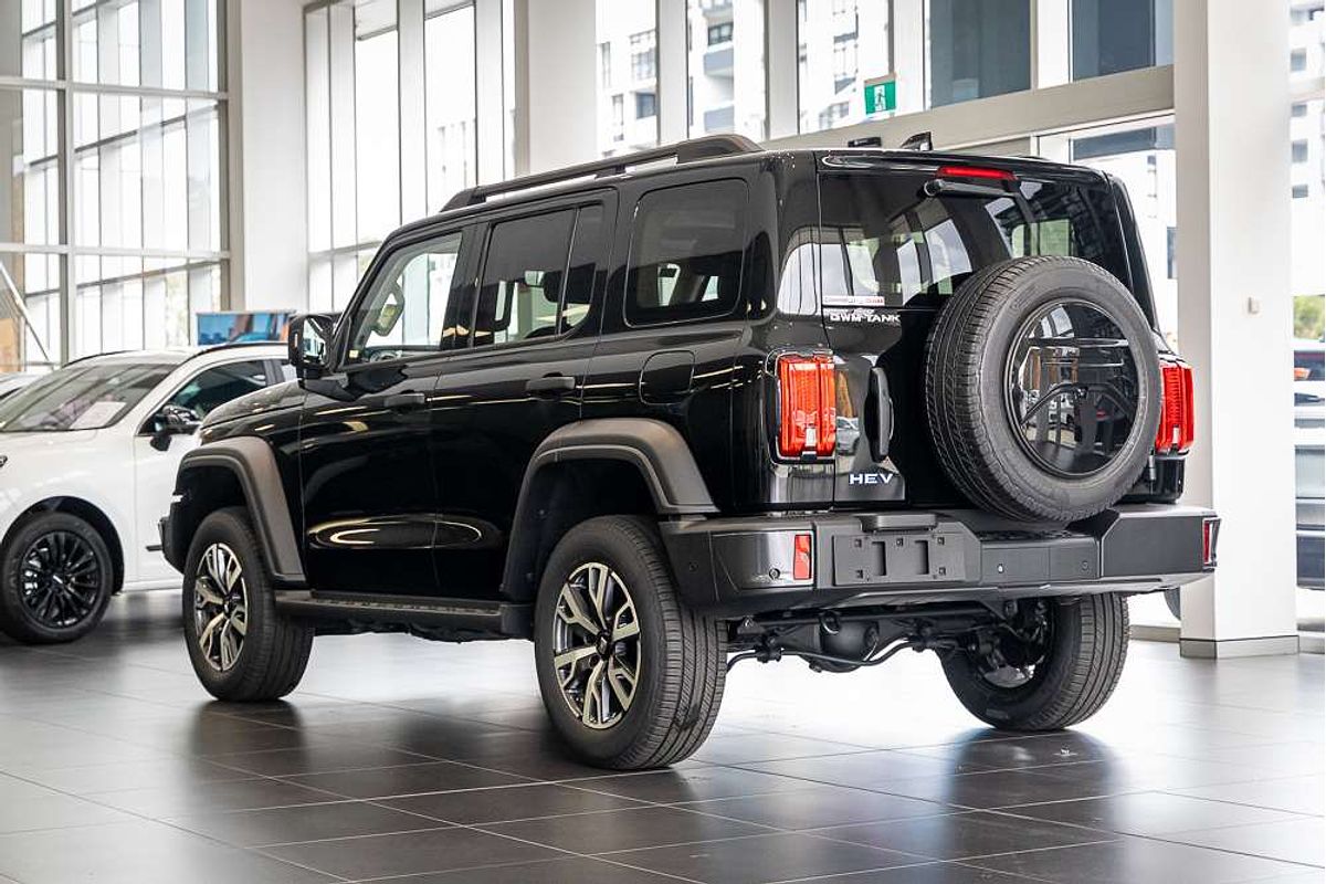 2025 GWM Tank 300 Ultra Hybrid P01