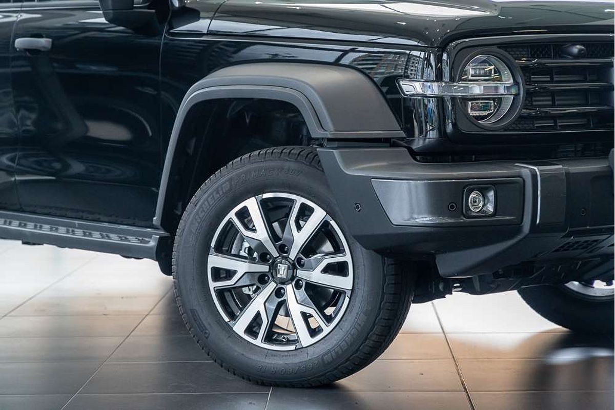 2025 GWM Tank 300 Ultra Hybrid P01