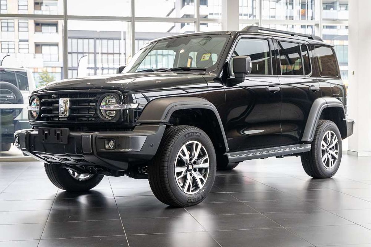 2025 GWM Tank 300 Ultra Hybrid P01