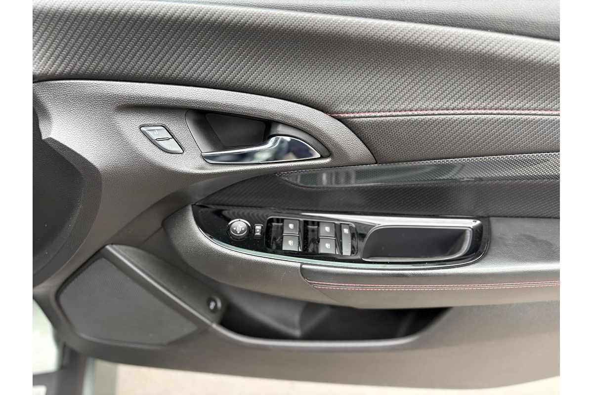 2016 Holden Commodore SS Black VF Series II