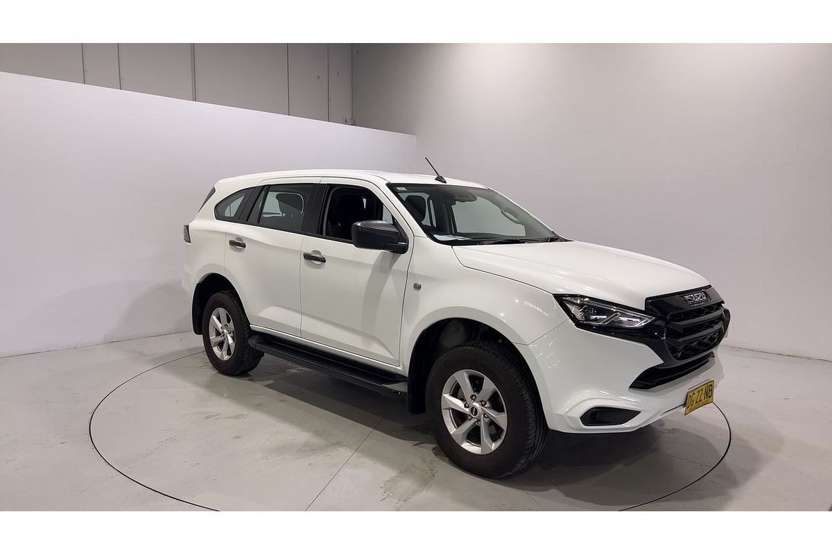 2023 Isuzu MU-X LS-M