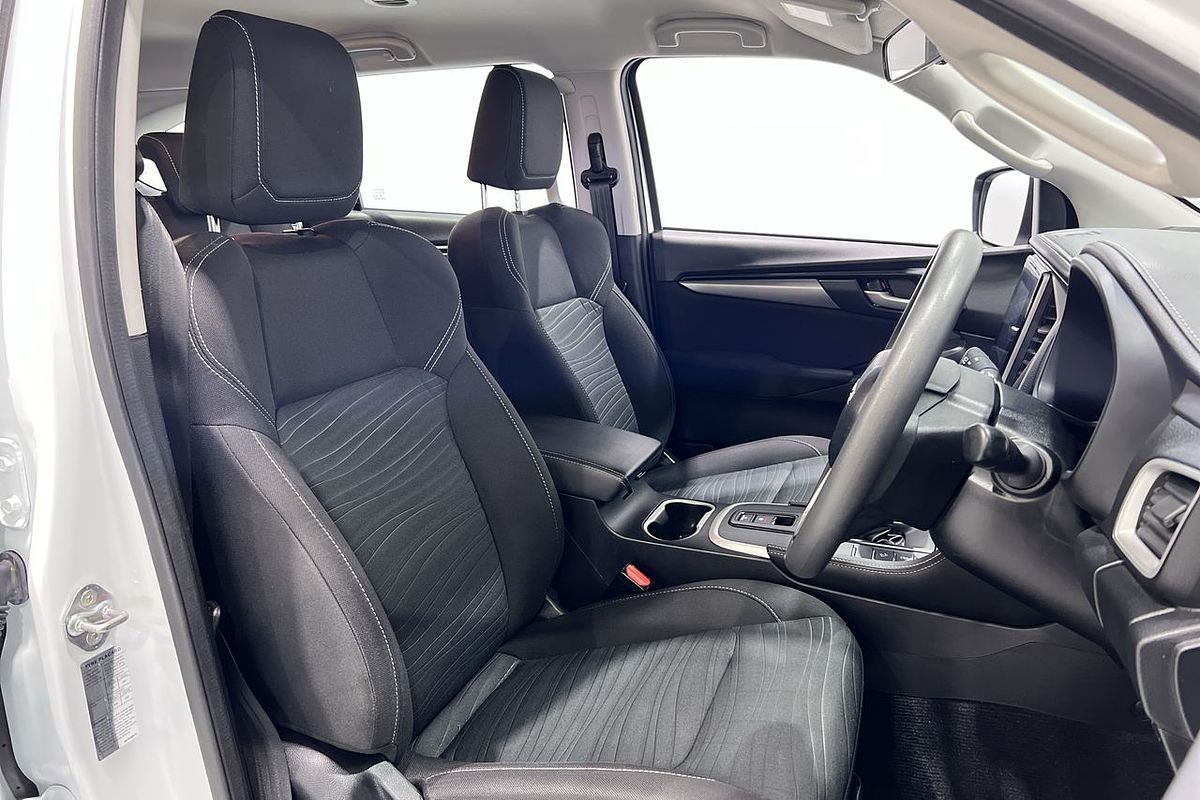 2023 Isuzu MU-X LS-M