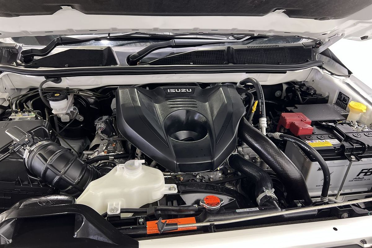2023 Isuzu MU-X LS-M