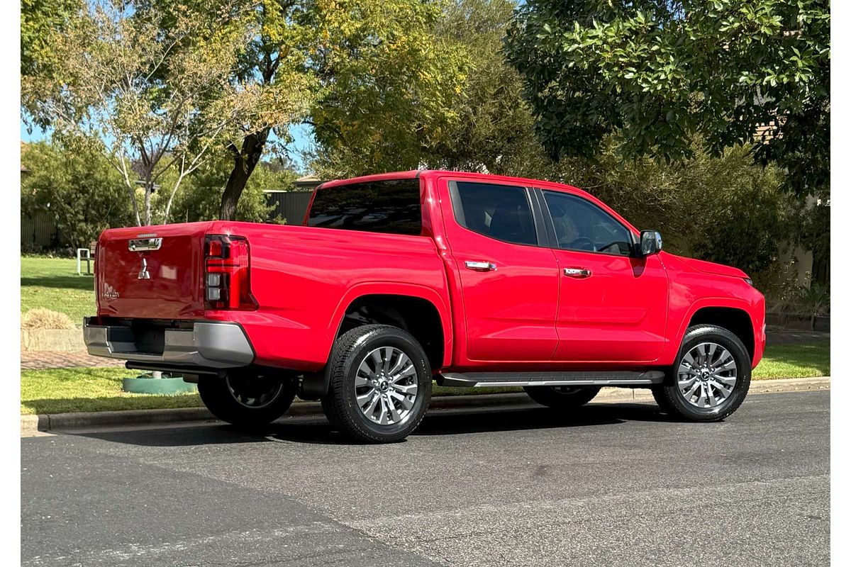 2024 Mitsubishi Triton GLS MV 4X4
