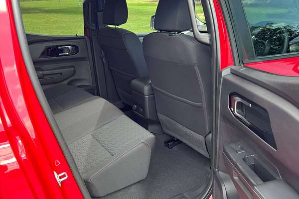 2024 Mitsubishi Triton GLS MV 4X4