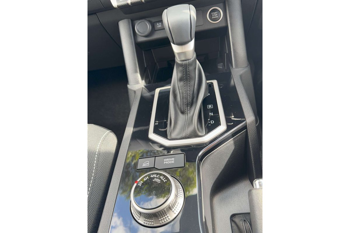 2024 Mitsubishi Triton GLS MV 4X4