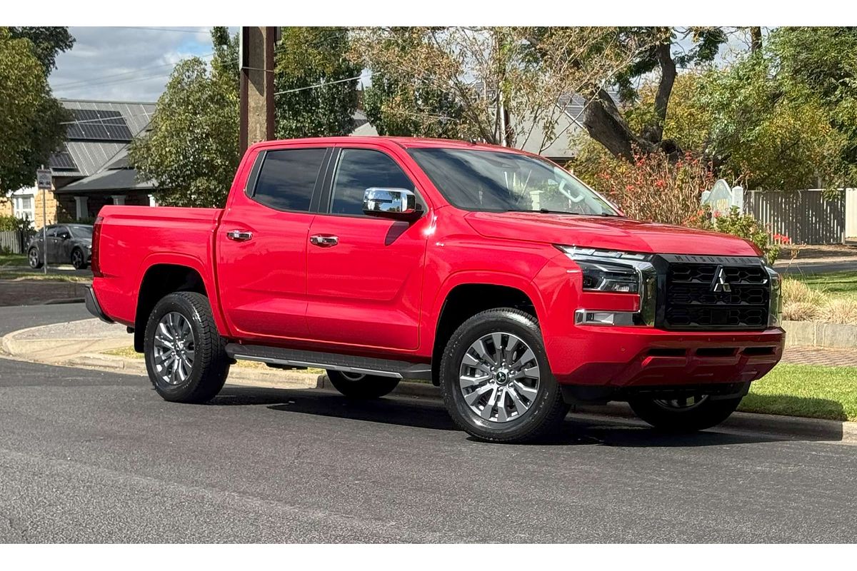 2024 Mitsubishi Triton GLS MV 4X4