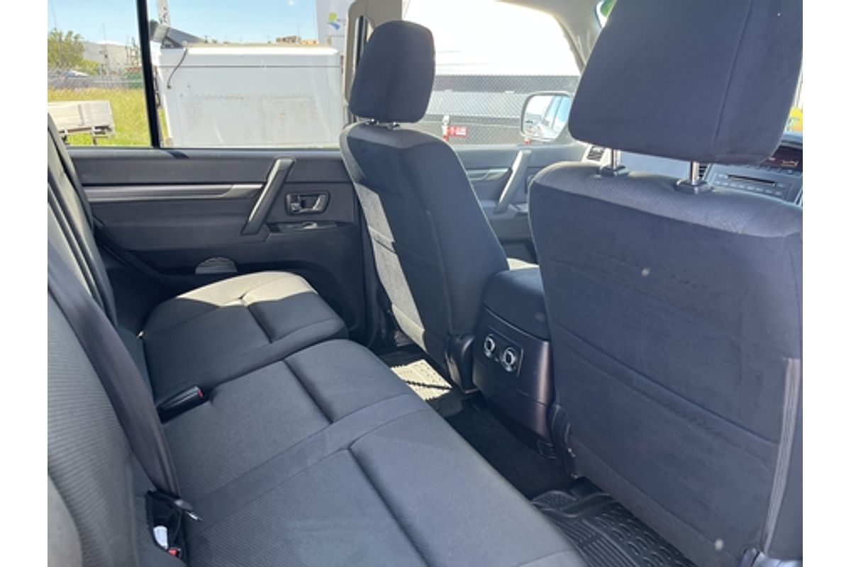 2009 Mitsubishi Pajero RX NT