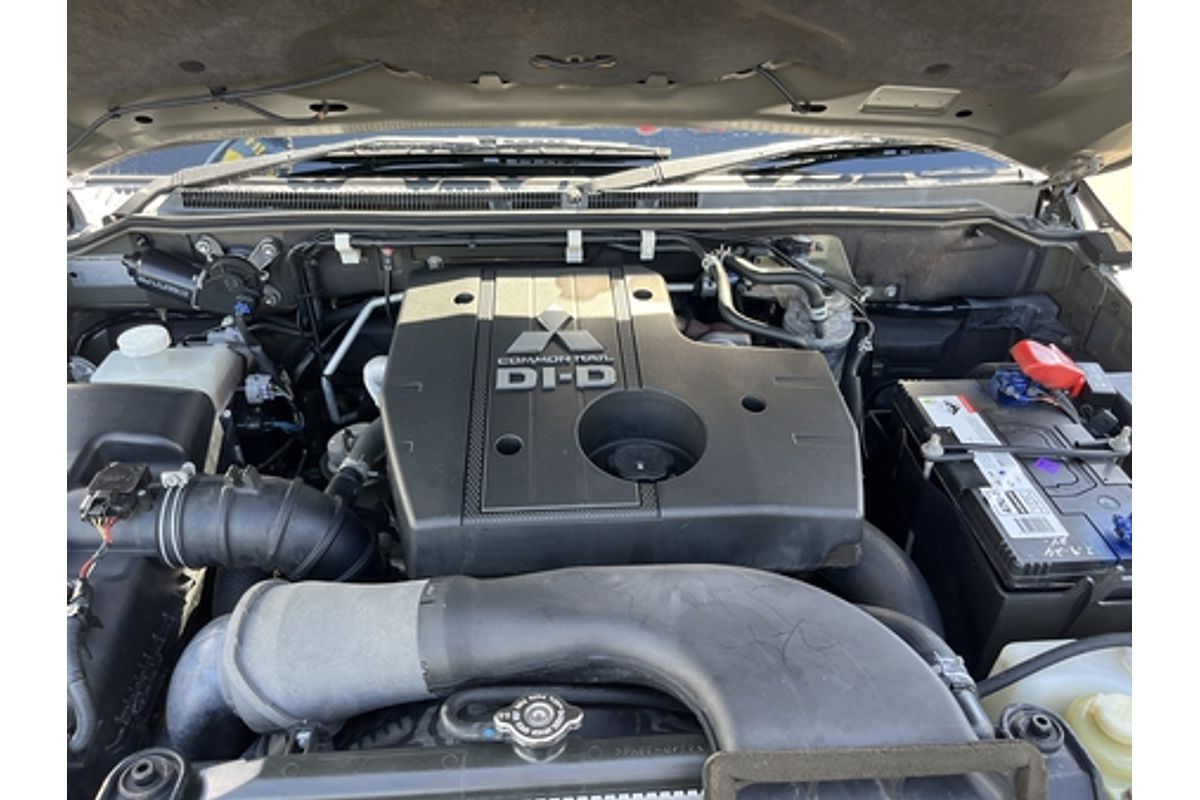 2009 Mitsubishi Pajero RX NT