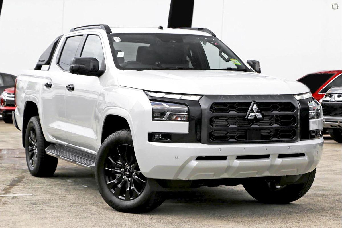 2024 Mitsubishi Triton GSR MV 4X4