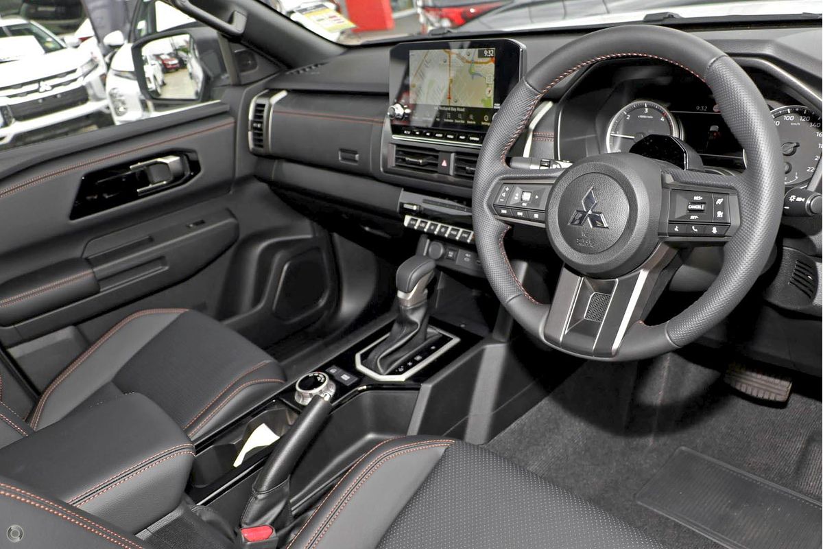2024 Mitsubishi Triton GSR MV 4X4
