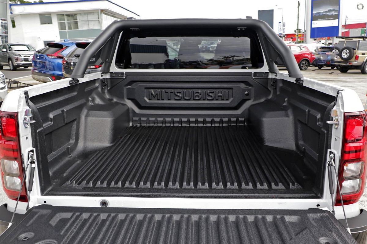 2024 Mitsubishi Triton GSR MV 4X4