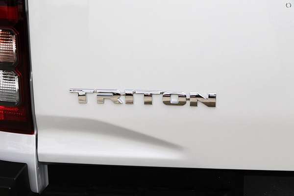 2024 Mitsubishi Triton GSR MV 4X4