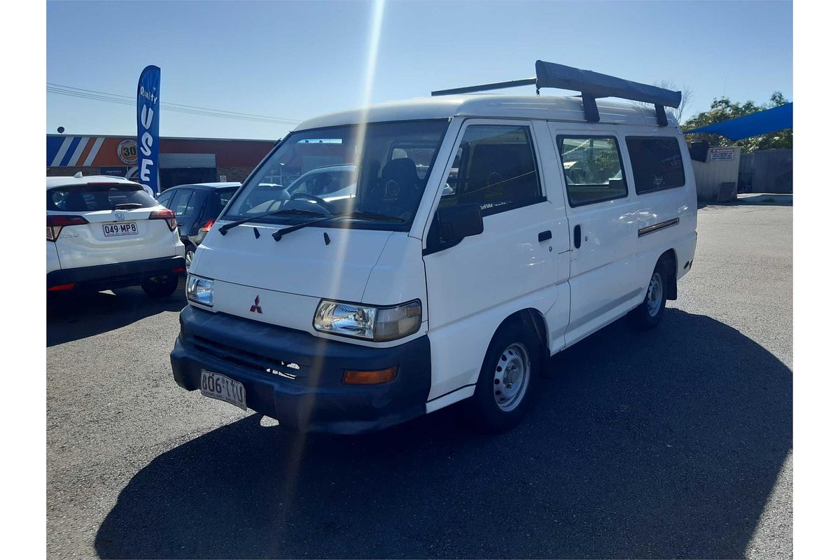 2005 Mitsubishi EXPRESS WA MY06
