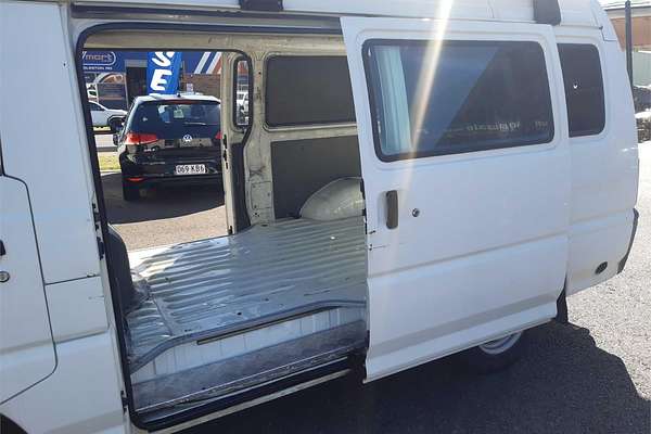 2005 Mitsubishi EXPRESS WA MY06