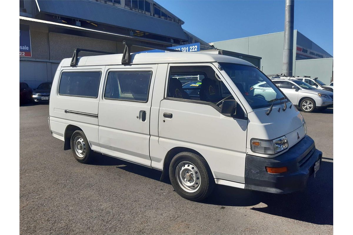 2005 Mitsubishi EXPRESS WA MY06