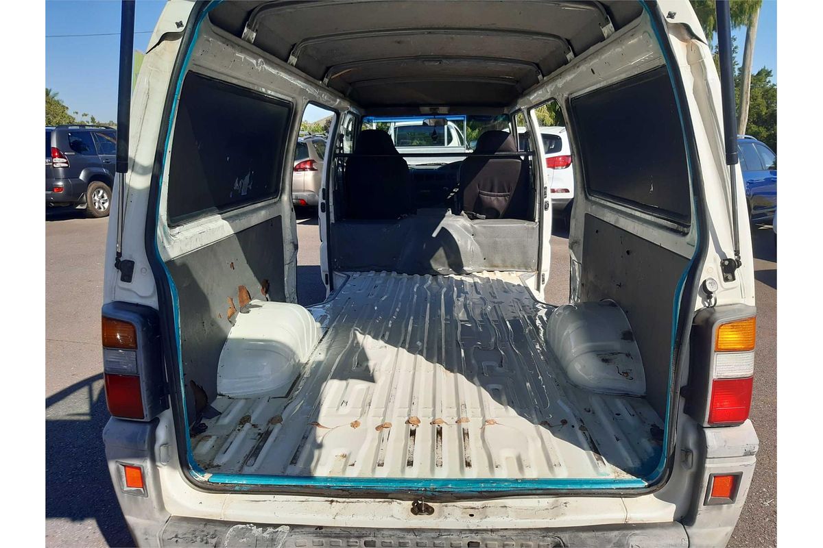 2005 Mitsubishi EXPRESS WA MY06