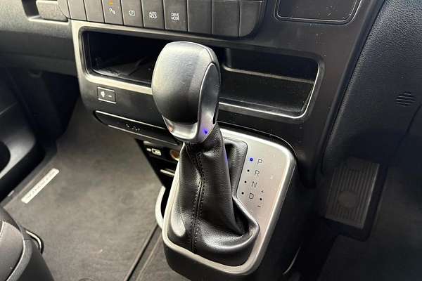 2022 Hyundai STARIA LOAD US4.V2