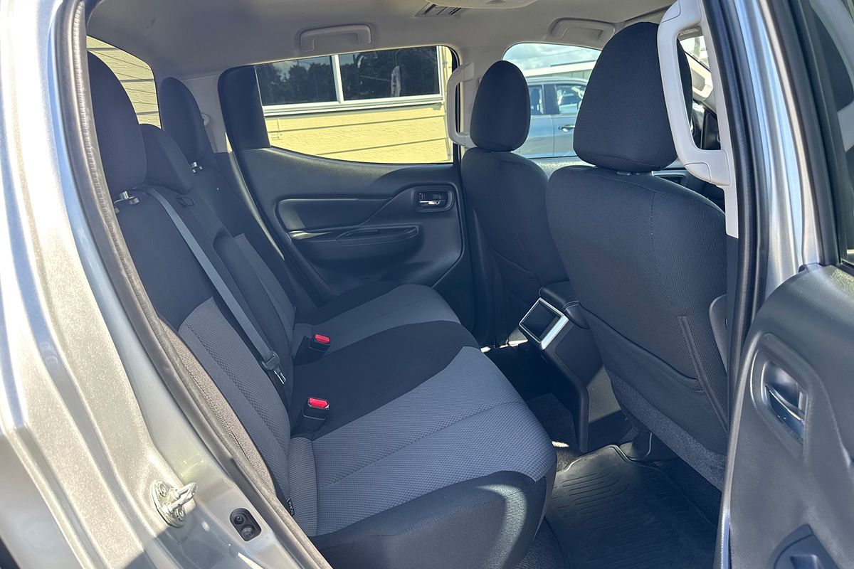 2021 Mitsubishi Triton GLX-R MR 4X4