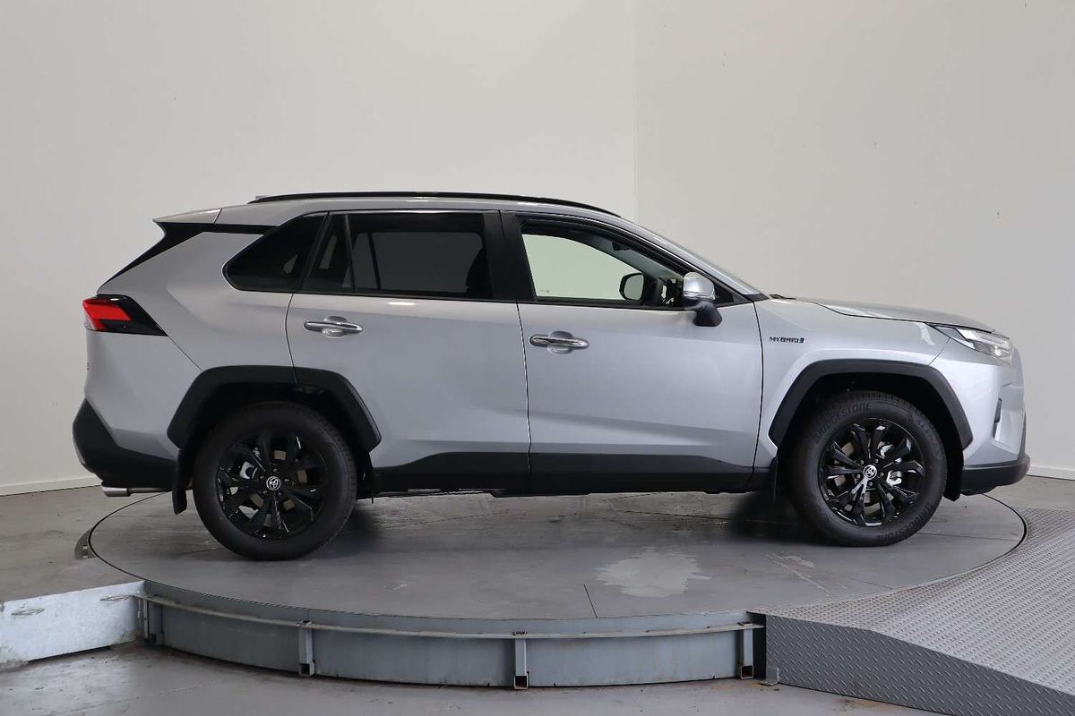 2022 Toyota RAV4 Cruiser AXAH54R