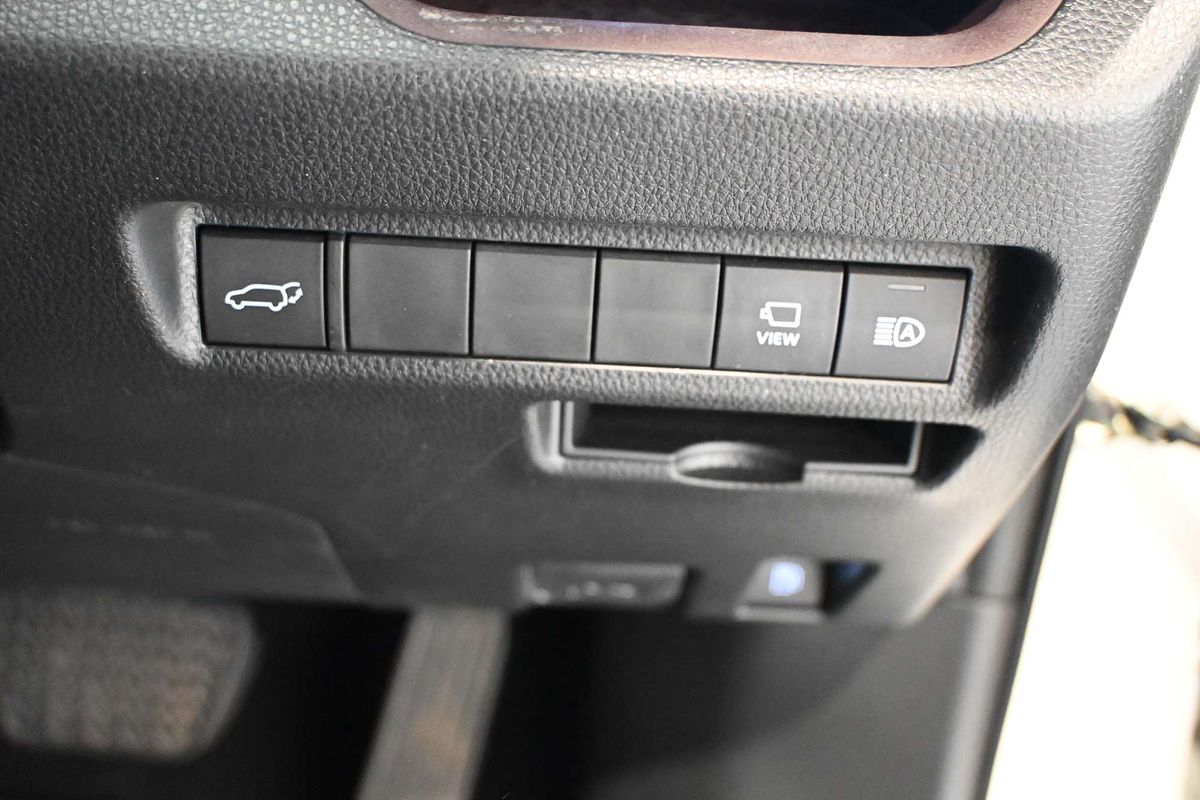 2022 Toyota RAV4 Cruiser AXAH54R