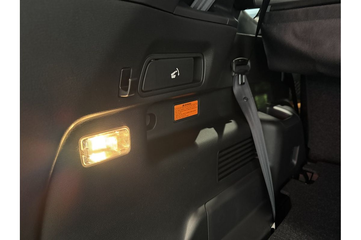 2025 Mitsubishi Outlander PHEV Exceed Tourer ZM