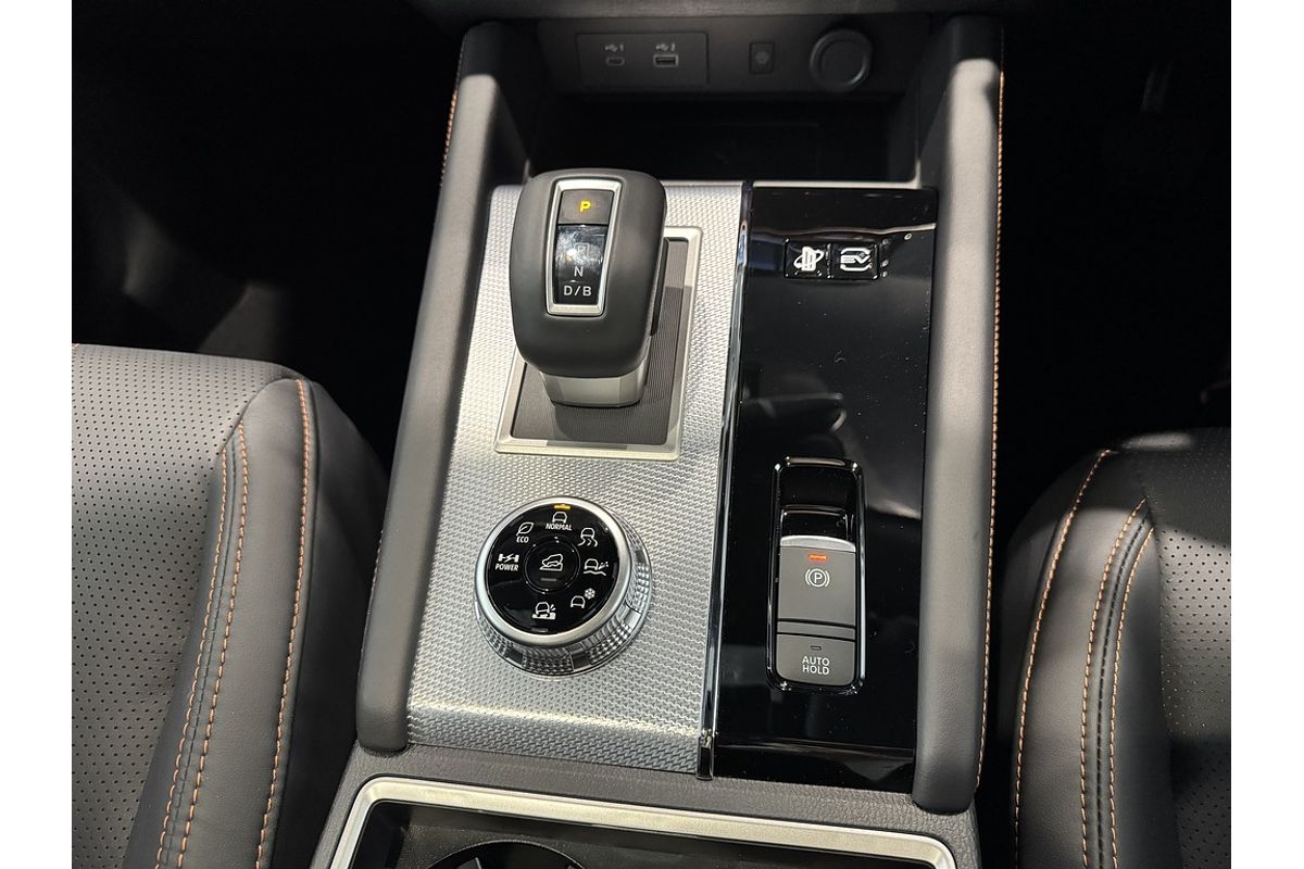 2024 Mitsubishi ZM Outlander EXCEED TOURER 2.4L PHEV 7ST