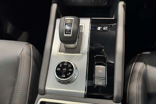 2025 Mitsubishi Outlander PHEV Exceed Tourer ZM