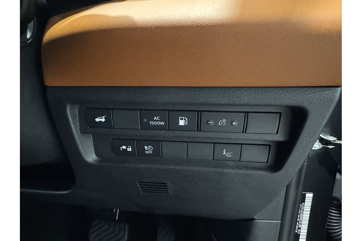 2025 Mitsubishi Outlander PHEV Exceed Tourer ZM