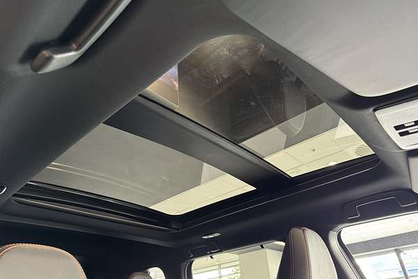 2025 Mitsubishi Outlander PHEV Exceed Tourer ZM