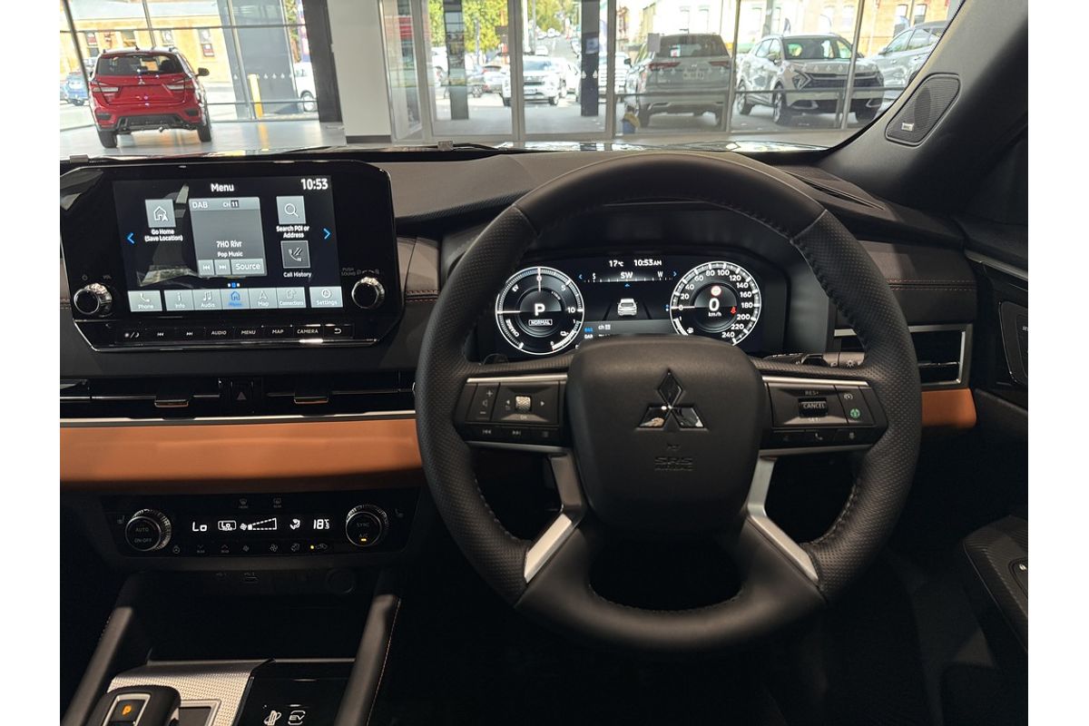 2025 Mitsubishi Outlander PHEV Exceed Tourer ZM