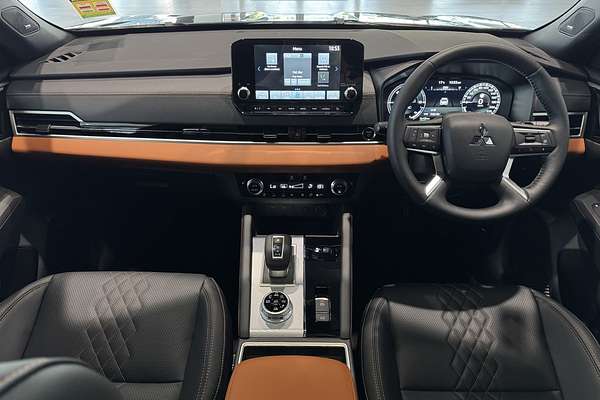 2025 Mitsubishi Outlander PHEV Exceed Tourer ZM