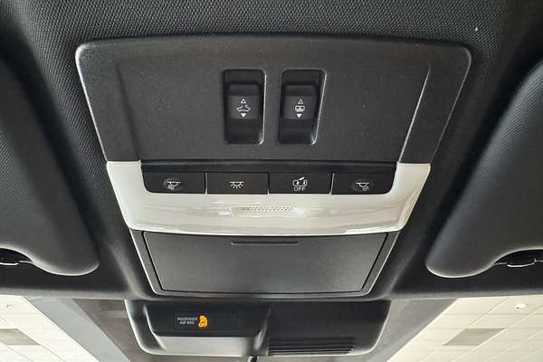 2025 Mitsubishi Outlander PHEV Exceed Tourer ZM